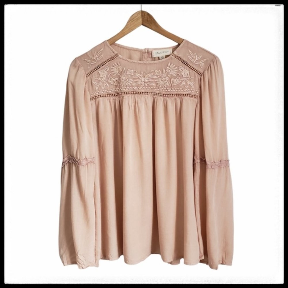 NWT Anthropologie Luna Moon Embroidered Flowy Bell Sleeves Boho Peasant …